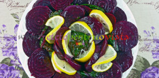 Salata de Sfecla Rosie cu Usturoi Salata de Sfecla Rosie