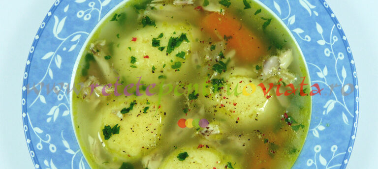 Supa de Pui cu Galusti din Gris