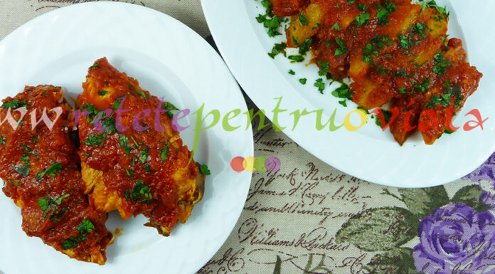 Pui cu Cartofi si Sos de Rosii Pui cu Cartofi si Sos de Rosii