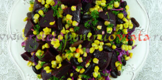 Salata de Varza Rosie, Sfecla, Fasole si Porumb Reteta de salata de varza rosie, sfecla, fasole si porumb