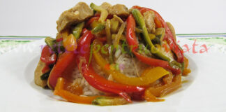 Pui Dulce Acrisor – Reteta Chinezeasca Pui Dulce Acrisor cu Legume si Orez - Reteta Chinezeasca