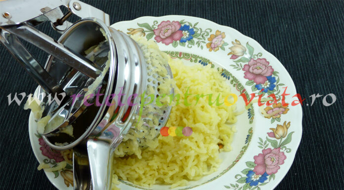 Toate Secretele pentru un Piure de Cartofi Perfect Toate secretele pentru un piure de cartofi perfect