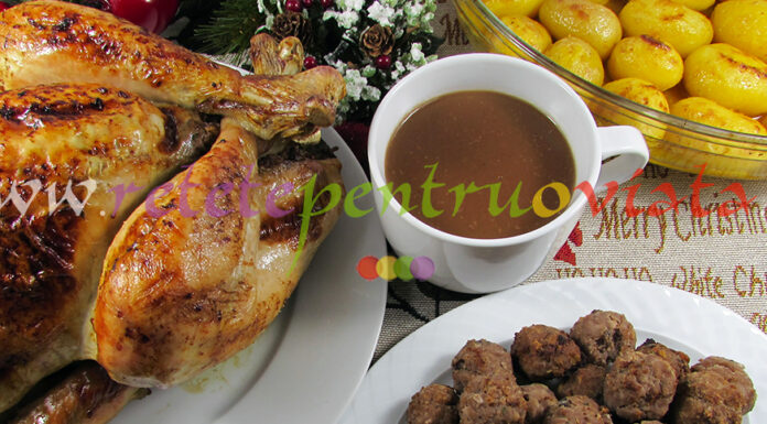 Curcan Umplut cu Castane si Fructe Uscate