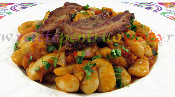 Iahnie de Fasole cu Afumatura (Fasole Scazuta) Iahnie de Fasole cu Afumatura (Fasole Scazuta)