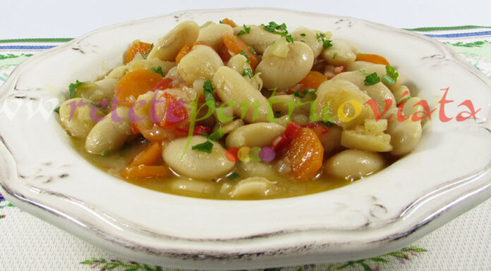 Mancare de Fasole Uscata (Reteta de Post) Mancare de Fasole Uscata (Reteta de Post)