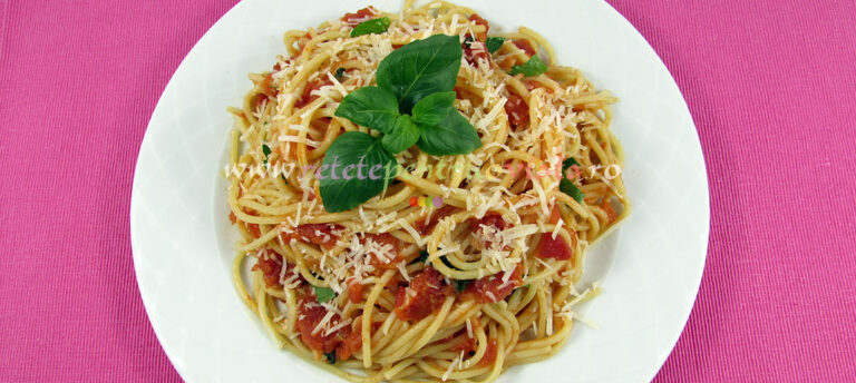 Paste cu Sos de Rosii - Reteta Italiana Originala