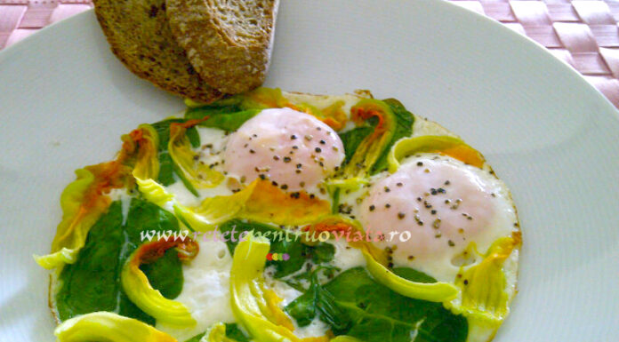 Oua Ochiuri cu Spanac si Flori de Dovlecel Oua Ochiuri cu Spanac si Flori de Dovlecel