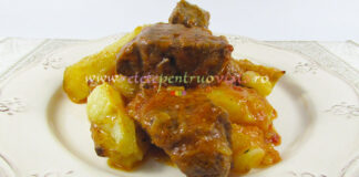Carne de Vita cu Sos si Cartofi Reteta Carne de Vita cu Sos si Cartofi