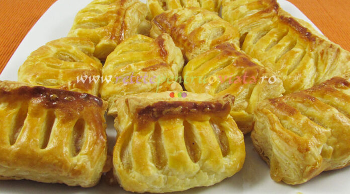 Strudel cu Mere si Aluat de Foietaj Reteta Strudel cu Mere