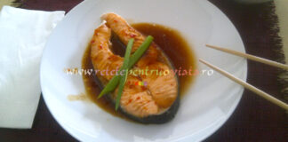 Somon la Tigaie cu Sos de Soia Somon la Tigaie cu Sos de Soia