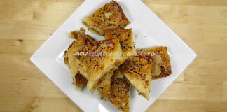 Placinta cu Carne de Pui si Cascaval Placinta cu Carne de Pui si Cascaval