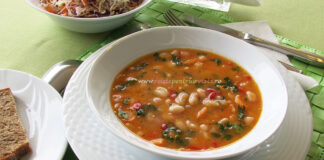 Ciorba de Fasole cu Leustean Reteta Ciorba de Fasole