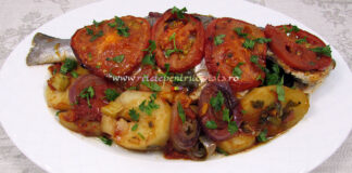 Peste la Cuptor cu Cartofi si Rosii Peste la Cuptor cu Cartofi si Rosii