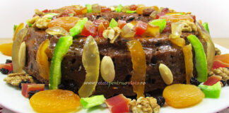 Chec cu Fructe Confiate (Jamie Oliver) Chec cu Fructe Confiate (Jamie Oliver)