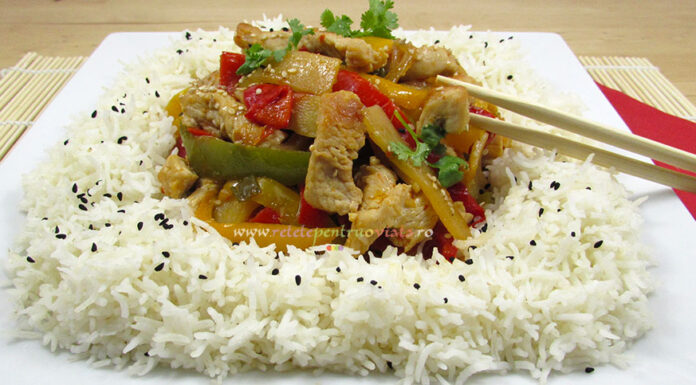 Pui Chinezesc cu Orez Reteta Pui Chinezesc cu Orez