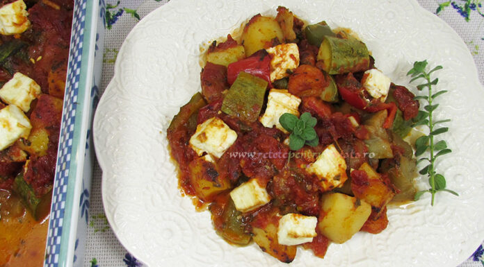 Ghiveci de Legume cu Branza Feta Reteta Ghiveci de Legume cu Branza Feta