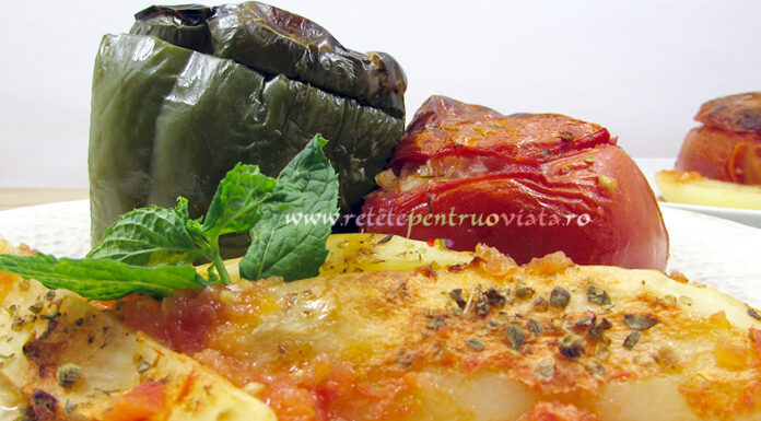 Rosii Umplute cu Orez la Cuptor Rosii Umplute cu Orez la Cuptor