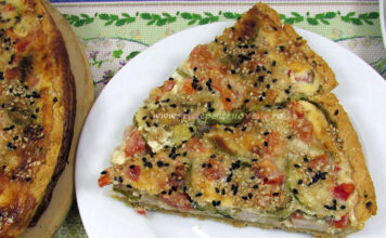 Tarta cu Dovlecei si Sunca Reteta Tarta cu Dovlecei si Sunca Presata