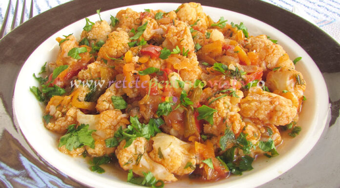 Mancare de Conopida cu Sos de Rosii Mancare de Conopida cu Sos de Rosii