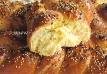 Paine Impletita cu Lapte si Unt Paine Impletita cu Lapte si Unt