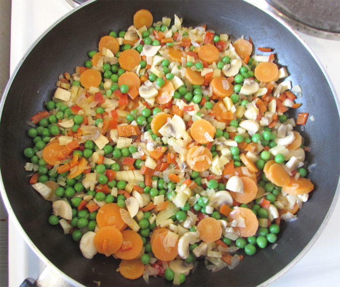 Pilaf de Orez cu Legume la Cuptor ⋆ Retete Pentru O Viata