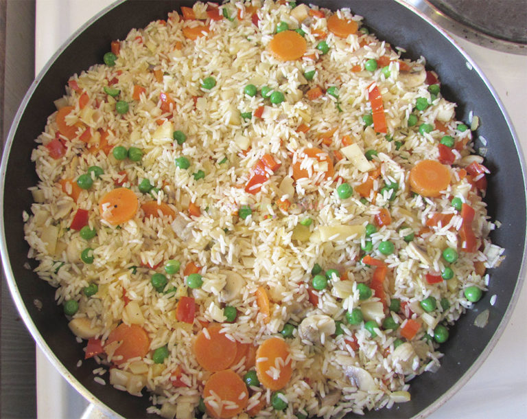 Pilaf de Orez cu Legume la Cuptor ⋆ Retete Pentru O Viata