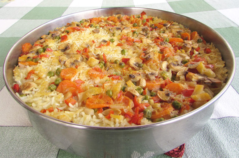 Pilaf de Orez cu Legume la Cuptor ⋆ Retete Pentru O Viata