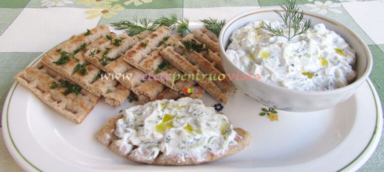 Tzatziki - Sos cu Iaurt si Castraveti