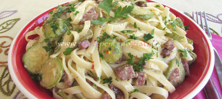 Paste Carbonara cu Dovlecei si Carnati