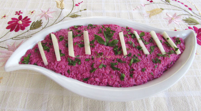 Salata de Quinoa cu Sfecla si Mar Salata de Quinoa cu Sfecla si Mar