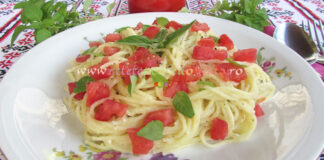 Paste cu Branza Feta si Busuioc Paste cu Branza Feta si Busuioc