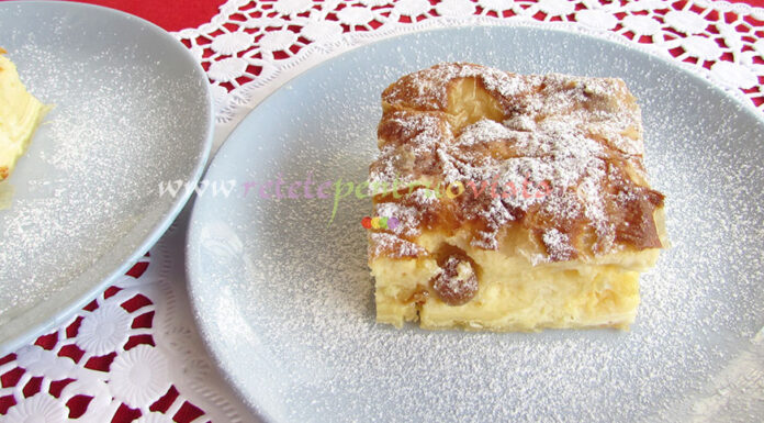 Placinta cu Iaurt si Lamaie Placinta cu Iaurt si Lamaie