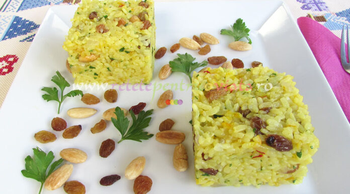 Pilaf de Orez cu Stafide si Migdale Pilaf de Orez cu Stafide si Migdale