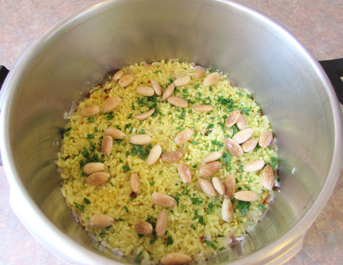 Pilaf de Orez cu Stafide si Migdale ⋆ Retete Pentru O Viata