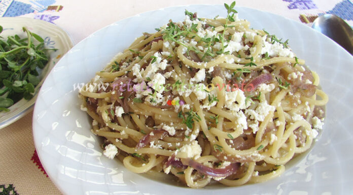 Paste cu Ceapa Caramelizata si Branza Paste cu Ceapa Caramelizata si Branza