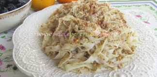 Paste cu Nuci si Scortisoara Paste cu Nuci si Scortisoara