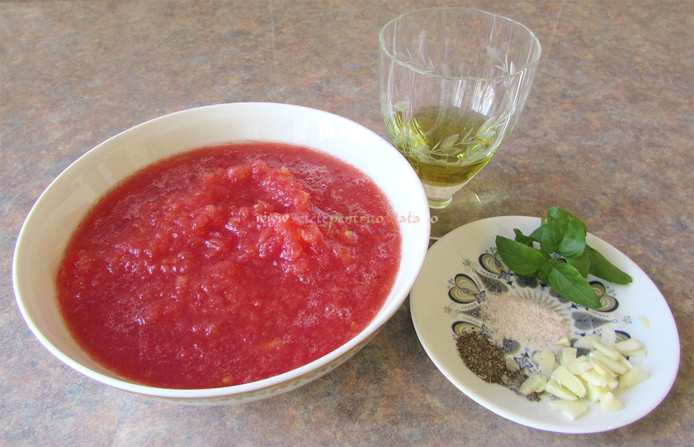 Ingrediente pentru sosul de rosii la reteta de chiftele de hrisca si legume
