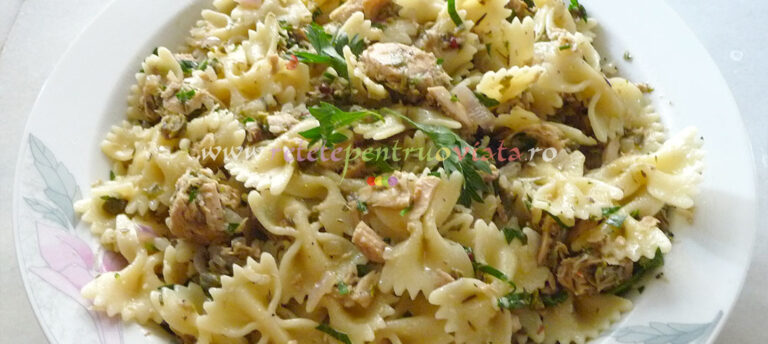 Farfalle cu Ton, Ceapa si Capere poza 1
