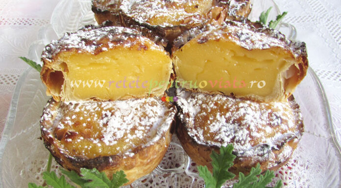 Mini Tarte cu Crema de Vanilie Mini Tarte cu Crema de Vanilie