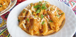 Paste cu Pesto de Rosii Cherry Paste cu Pesto de Rosii Cherry