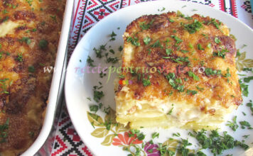 Cartofi Gratinati la Cuptor cu Bacon, Cascaval si Sos Bechamel Cartofi Gratinati la Cuptor cu Bacon, Cascaval si Sos Bechamel