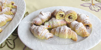 Cornulete de Post cu Apa Minerala Cornulete de Post cu Apa Minerala