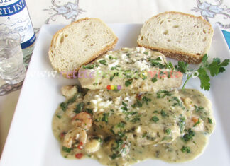 File de Rechin la Tigaie cu Branza Feta File de Rechin la Tigaie cu Branza Feta