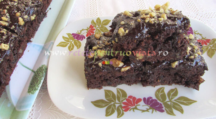 Negresa de Post cu Gem si Nuci Negresa de Post cu Gem si Nuci