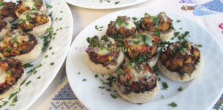 Ciuperci Umplute cu Pui si Legume Ciuperci Umplute cu Pui si Legume poza 1