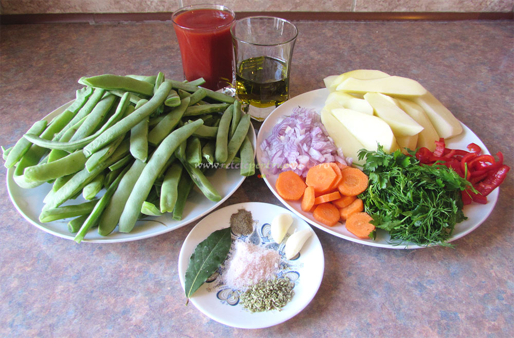 Ingrediente pentru reteta de mancare de fasole verde cu cartofi