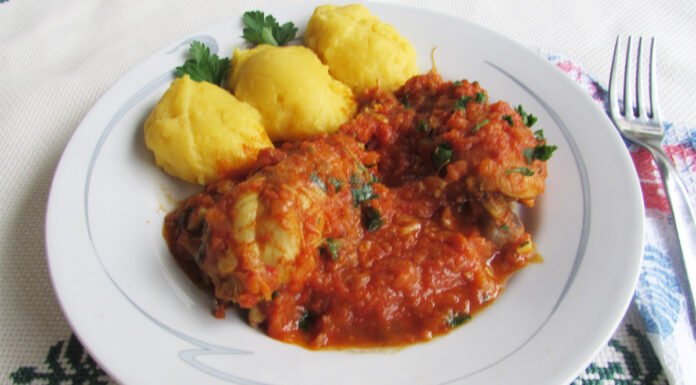 Ostropel de Pui cu Usturoi Ostropel de pui