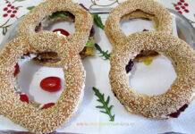 Sandwich-uri cu Covrigi cu Susan Sandwich-uri cu covrigi cu susan sarate si dulci