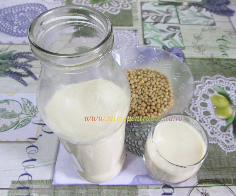 Lapte de soia facut in casa