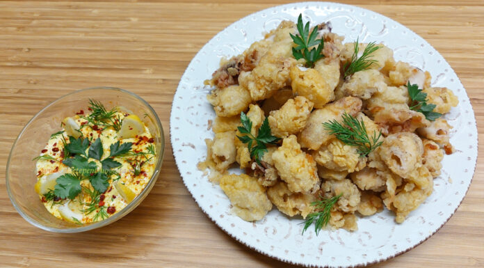 Calamari Pane – Calamari Prajiti cu Sos Aioli Calamari Pane (Calamari Prajiti) cu Sos Aioli